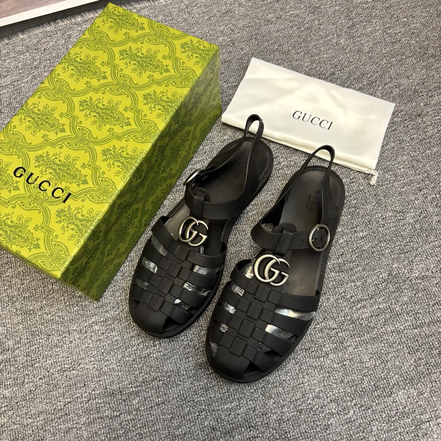 Men's shoes 260💰 [Gucci] Counter quality, top-quality original goods, real photos! Original TPU material, fine workmanship, comfortable; genuine 1:1 replica Size: 36 ~ 46